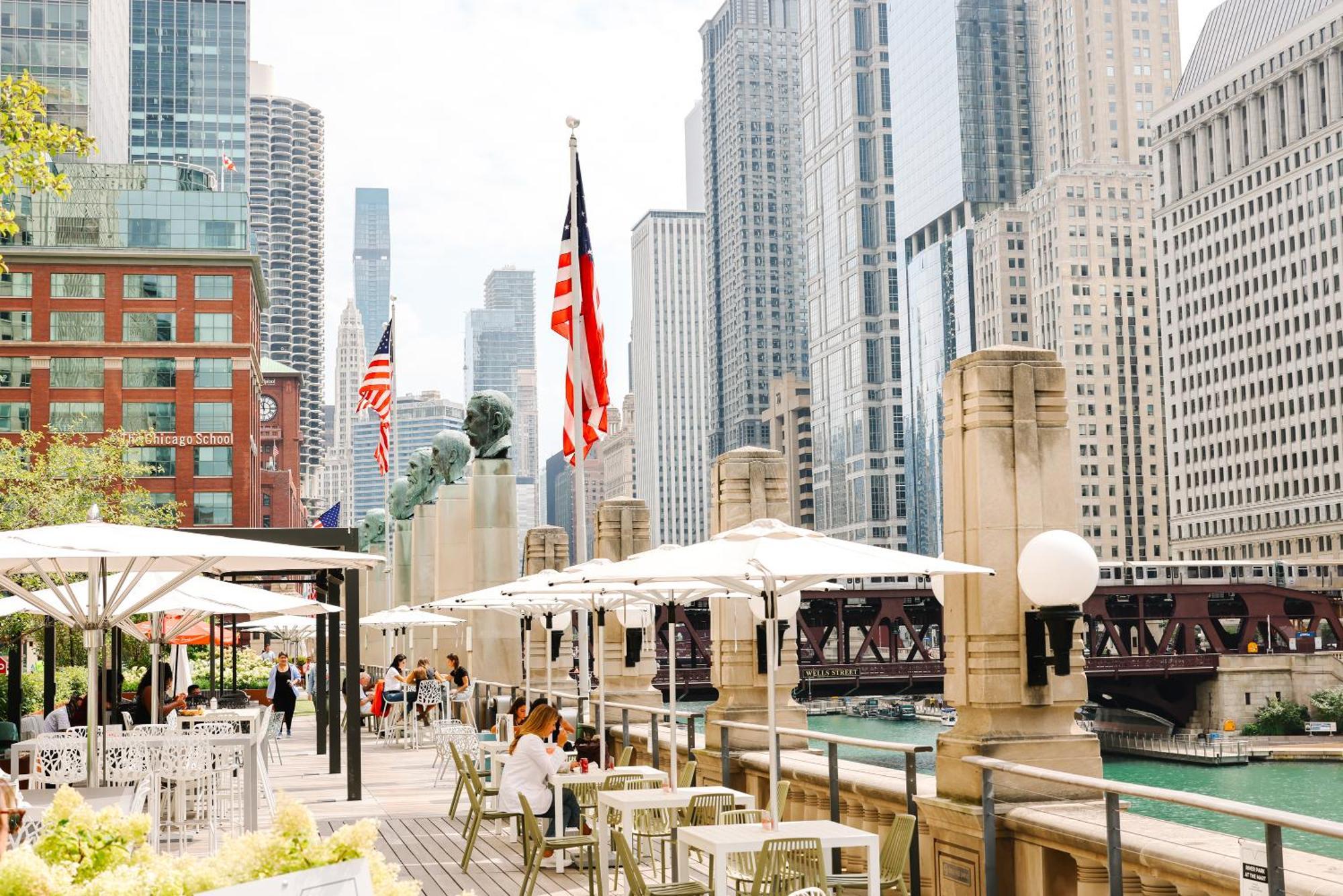 Voco Chicago Downtown - Riverwalk By Ihg Екстериор снимка