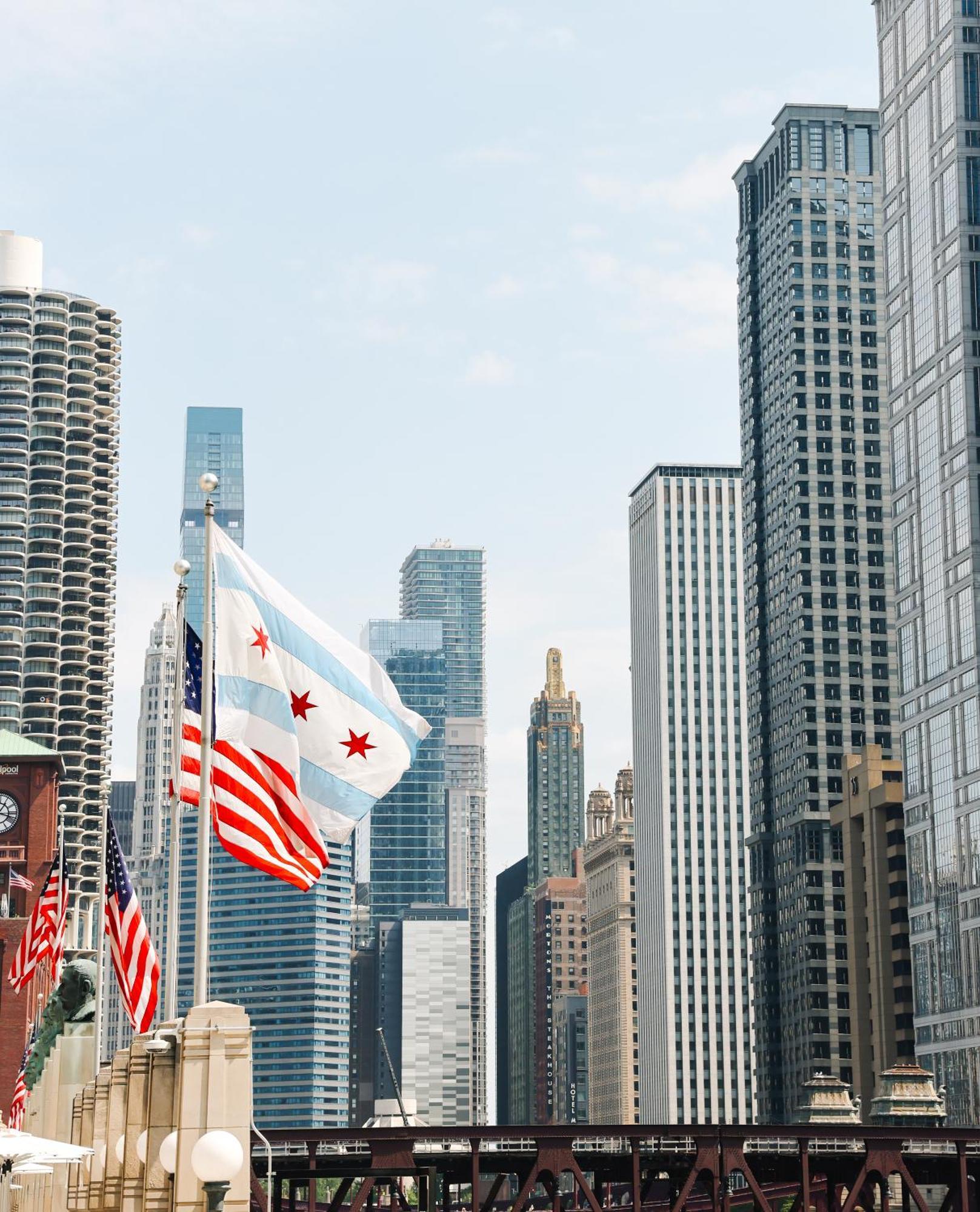 Voco Chicago Downtown - Riverwalk By Ihg Екстериор снимка